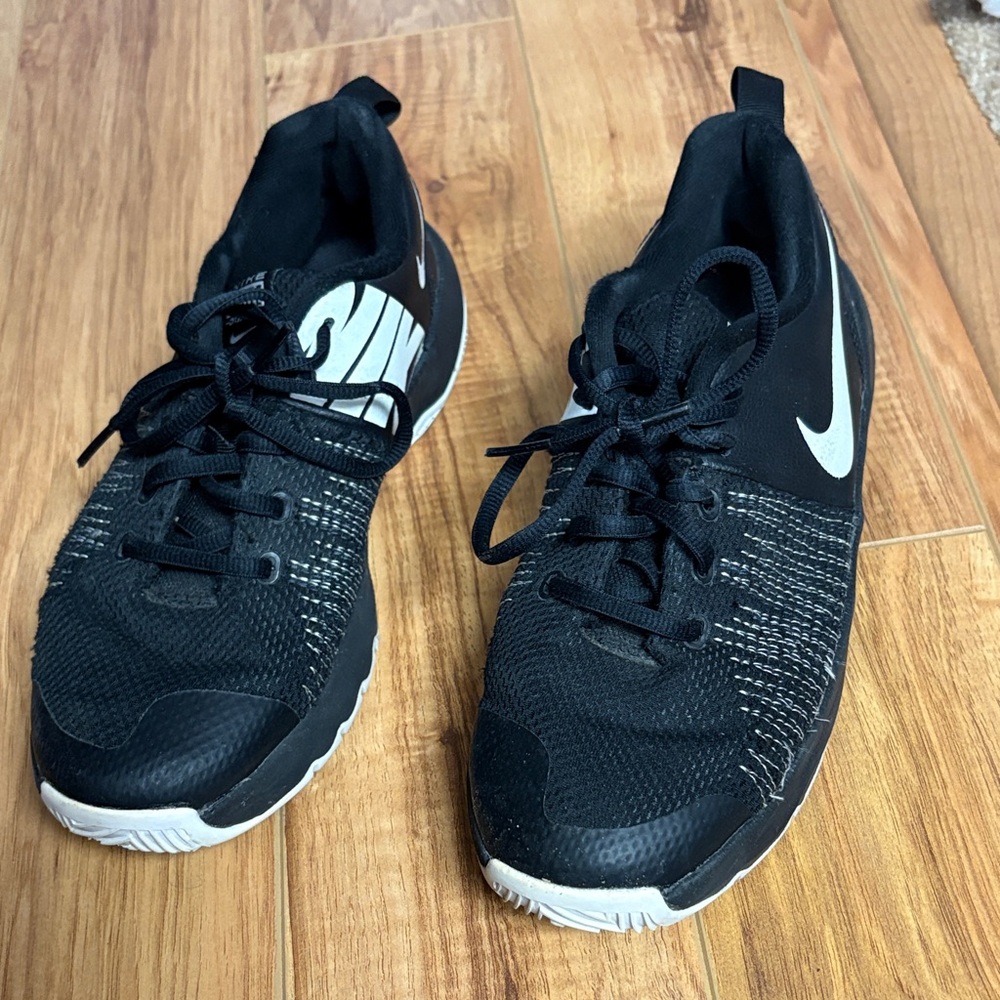Nike Black and White Running Shoes